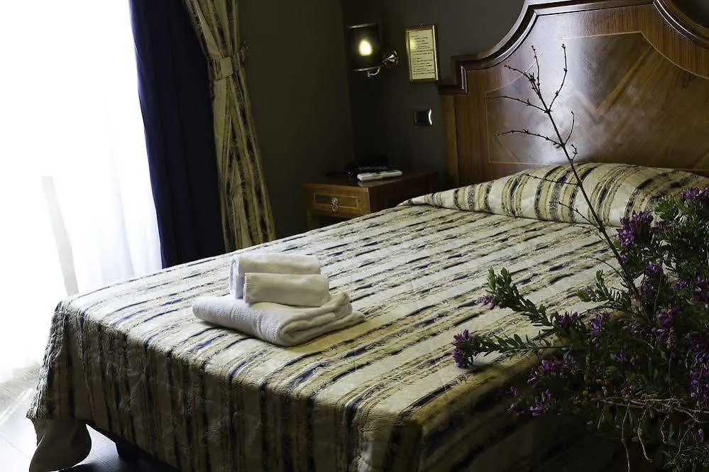 Vatican Garden Inn Guest House Rome 2*,